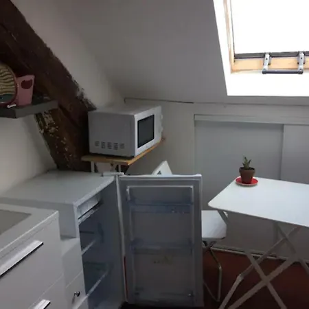Petit Studio Independant A Paris * Paris
